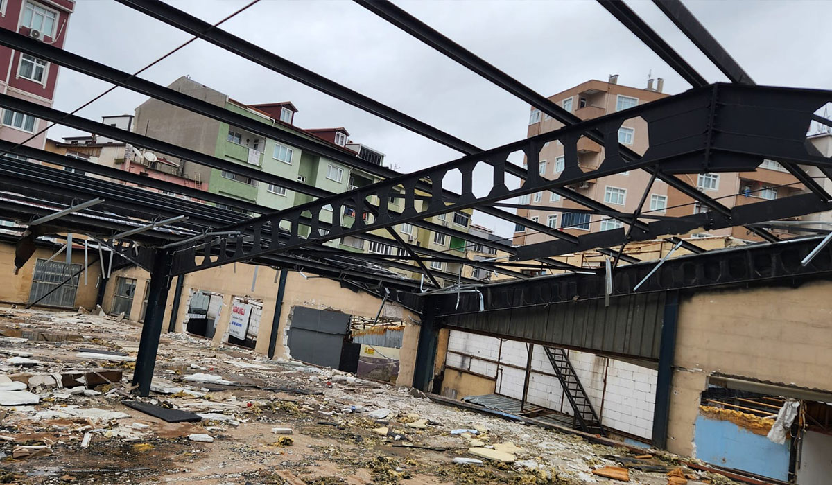 Çelik Konstrüksiyon Fabrika Yıkımı